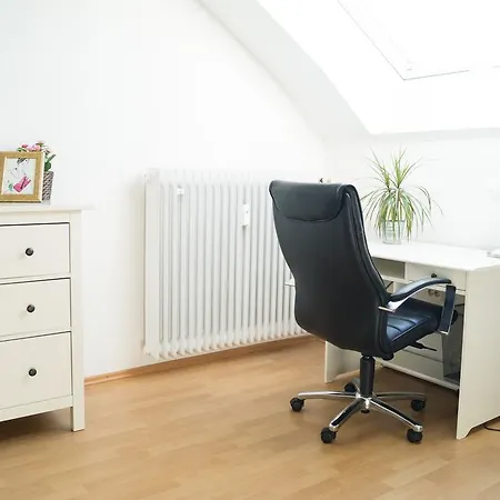 Ferienwohnung Coming Apartament Königsbrunn